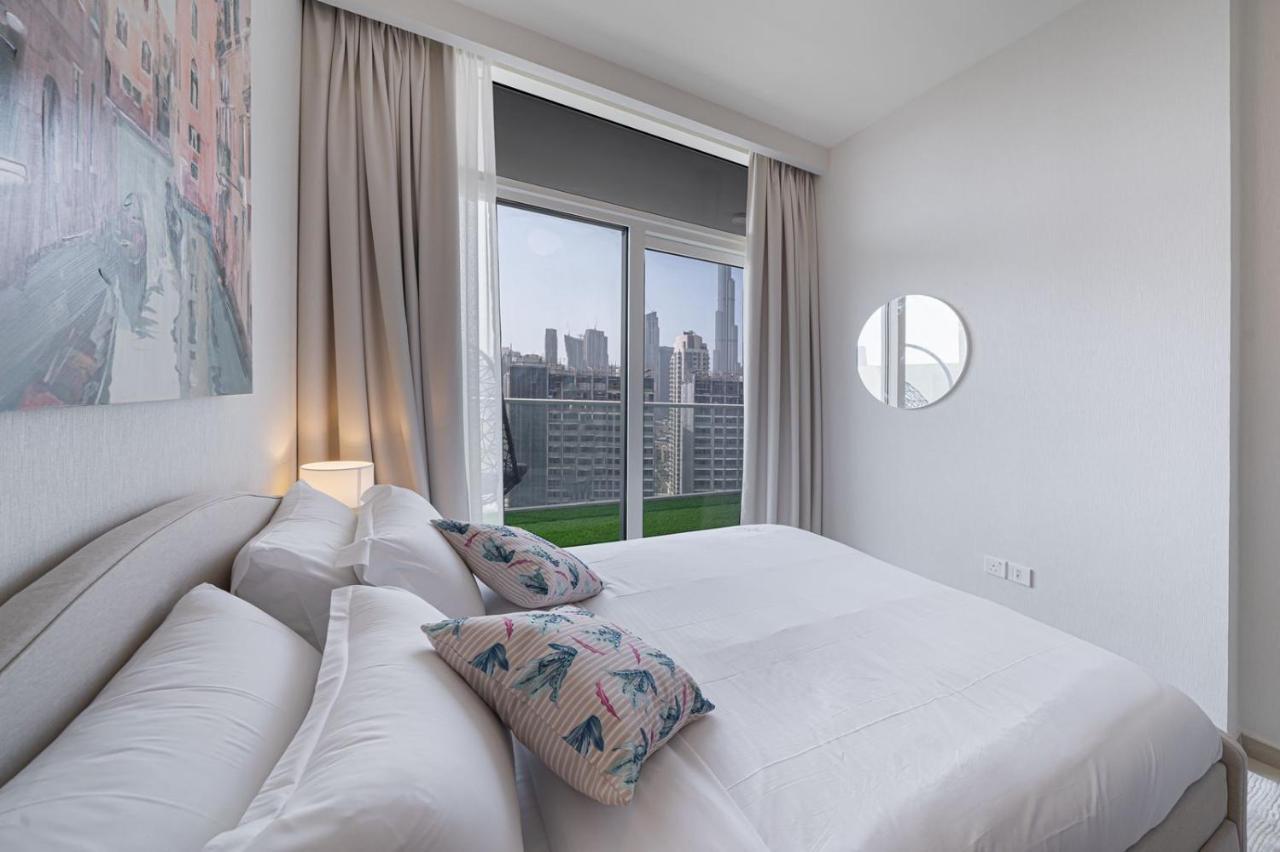 Alluring 1 Bd Apartment In Business Bay With Burj Khalifa View Dubai Eksteriør bilde