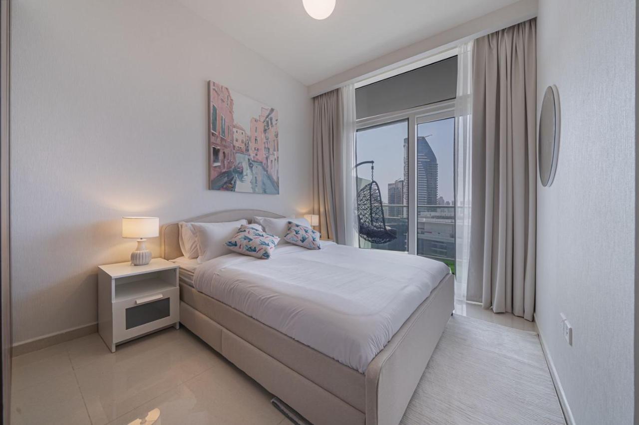 Alluring 1 Bd Apartment In Business Bay With Burj Khalifa View Dubai Eksteriør bilde