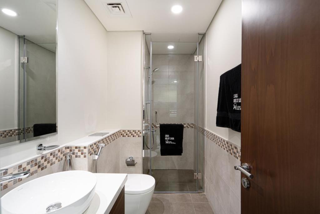 Alluring 1 Bd Apartment In Business Bay With Burj Khalifa View Dubai Eksteriør bilde